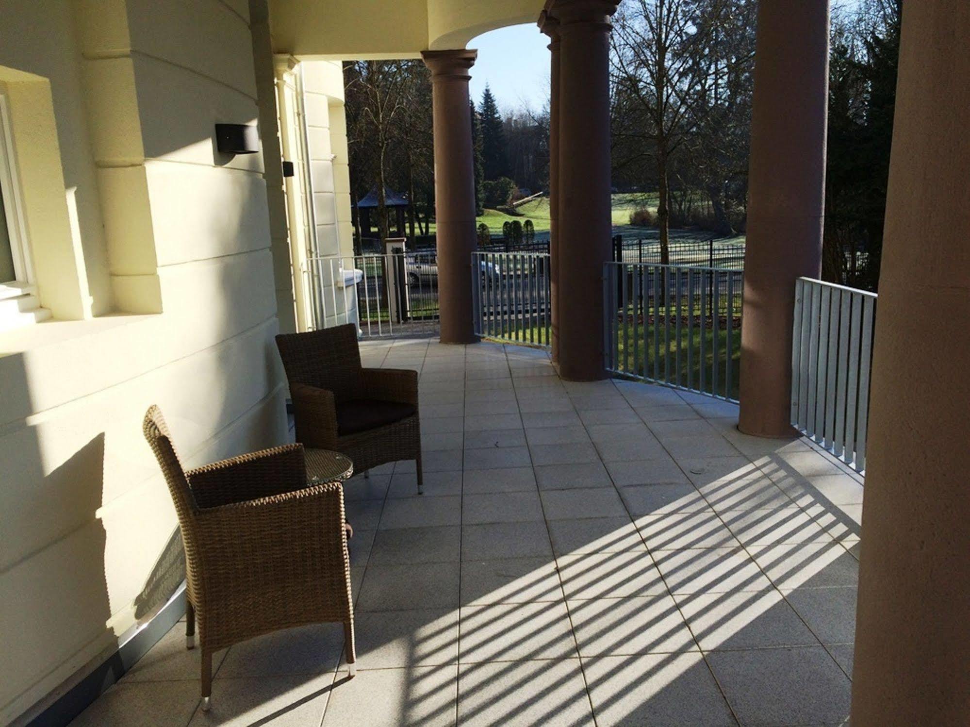 Appartements Am Kurpark Bad Pyrmont Luaran gambar